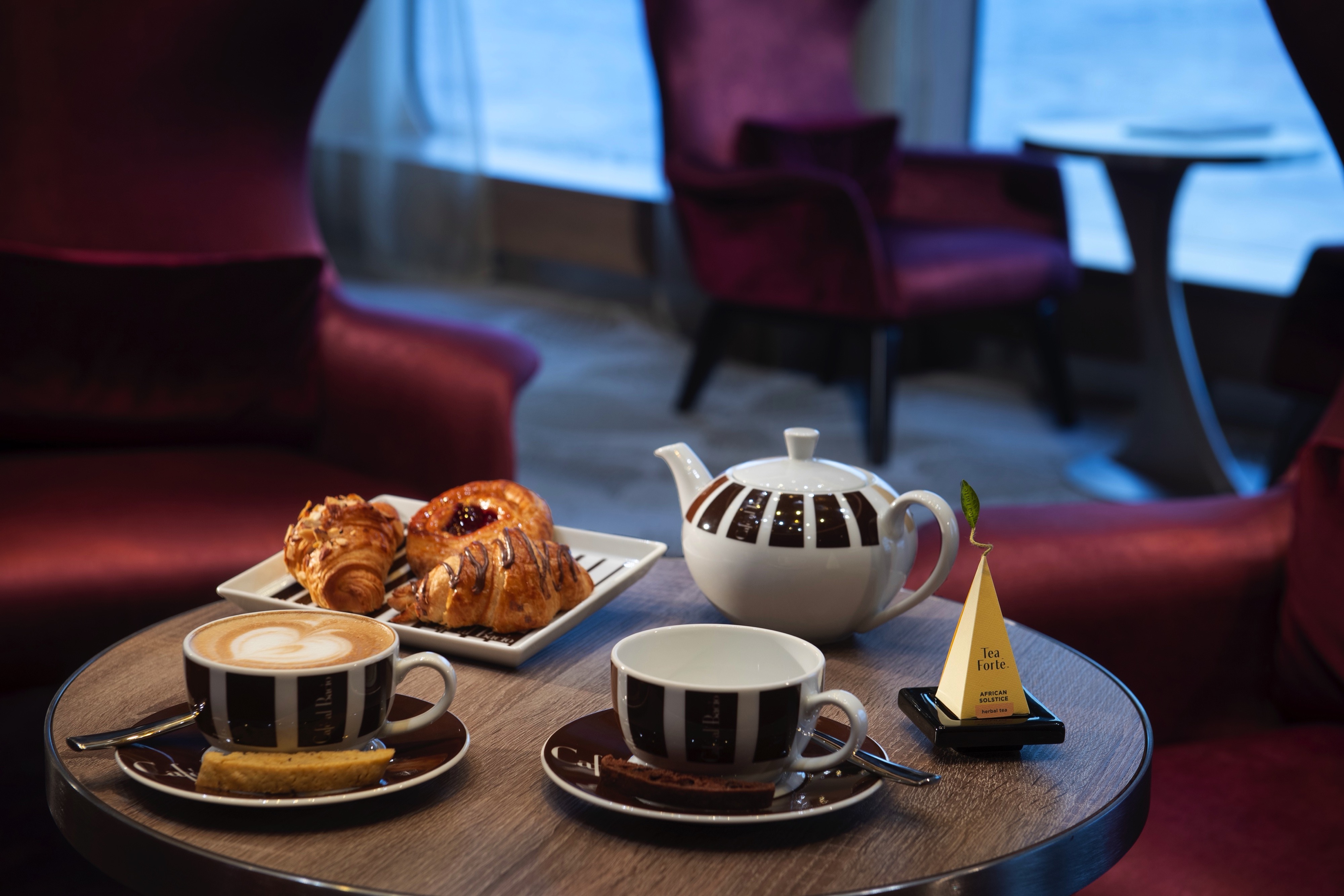 Celebrity Solstice - Café Al Bacio & Gelateria